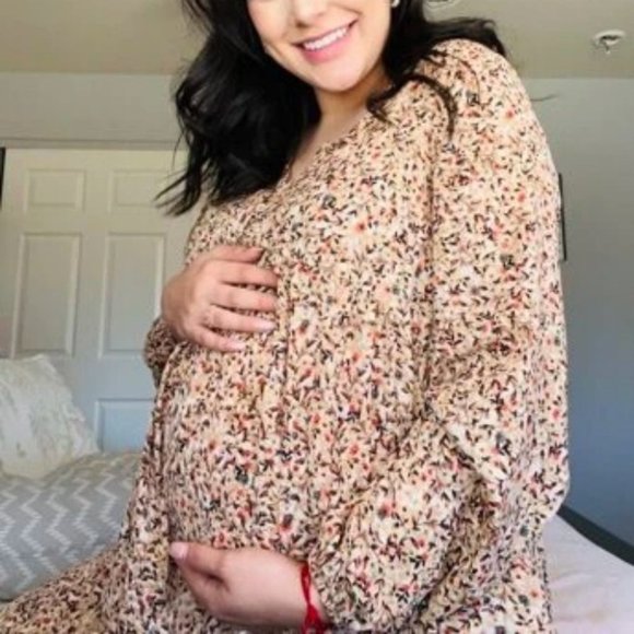 Maternity Mini Floral Print long sleeved v-neckline Flounce Hem Dress - Picture 8 of 8